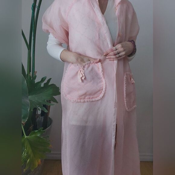 Pink Foral Pint Ruffle Collared Robe House Coat With Pockets 9 Buttons Vday - Picture 5 of 9